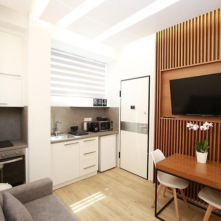 Emily In Athens - Central Modern Flat Syntagma E4 ภายนอก รูปภาพ